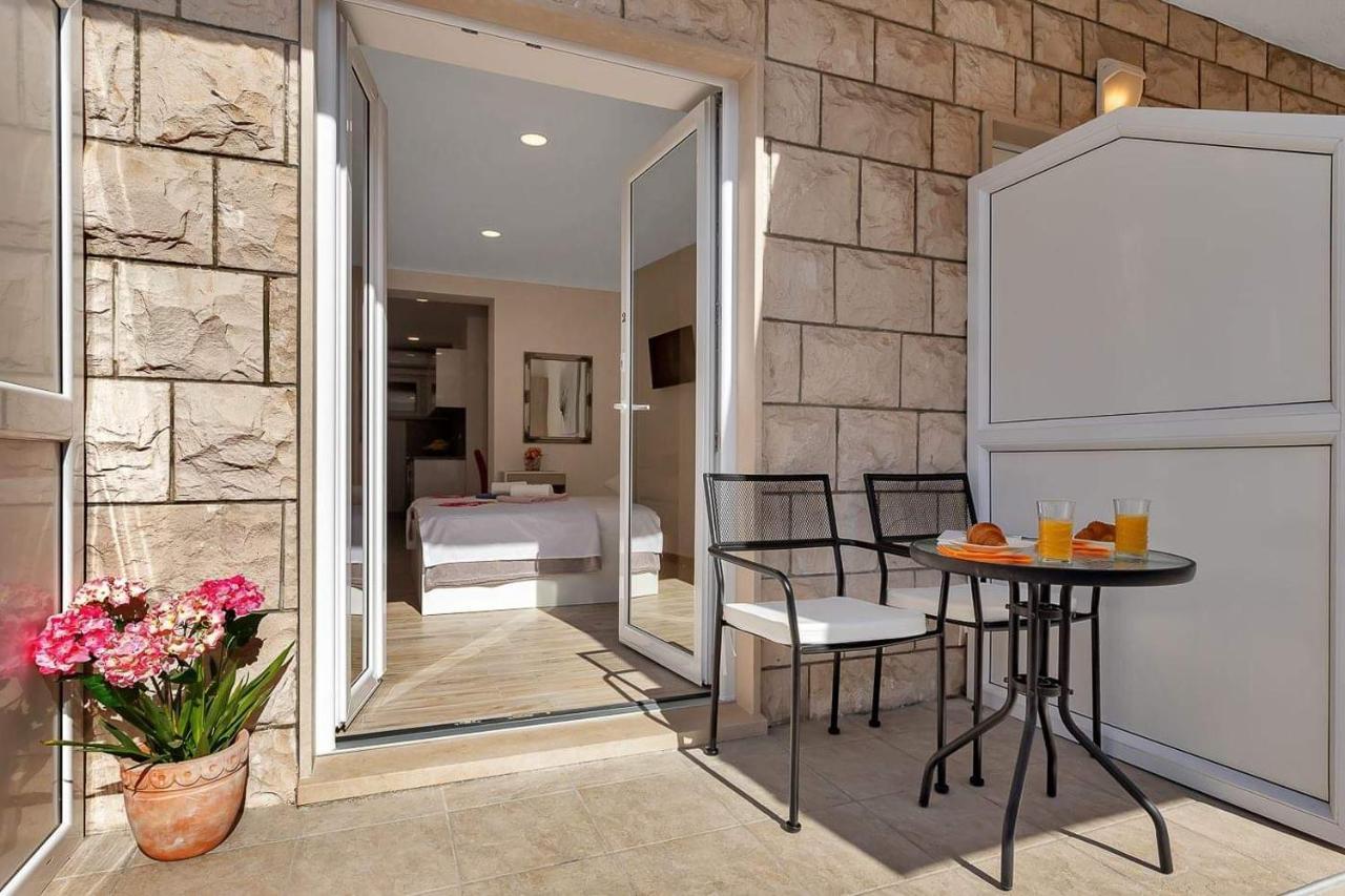 מאקרסקה Apartman-Studio Meri מראה חיצוני תמונה