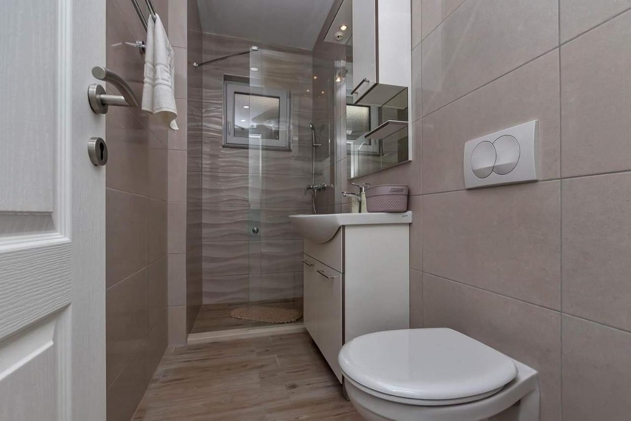 מאקרסקה Apartman-Studio Meri מראה חיצוני תמונה
