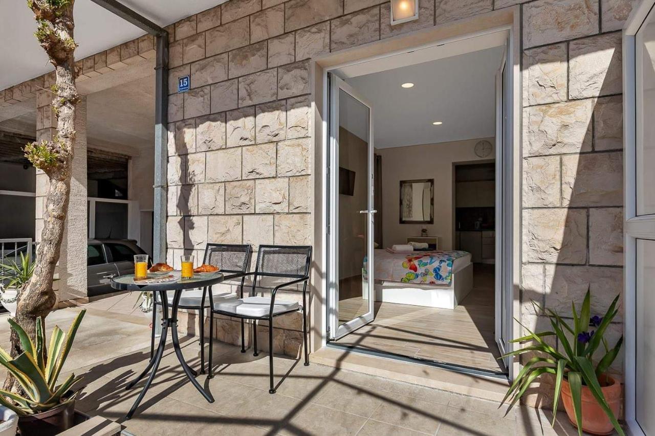 מאקרסקה Apartman-Studio Meri מראה חיצוני תמונה